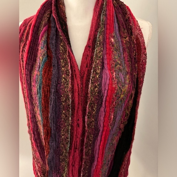 Silk & Viscose hand woven fabric from Nepal infinity scarf. Jewel tones - Picture 3 of 8